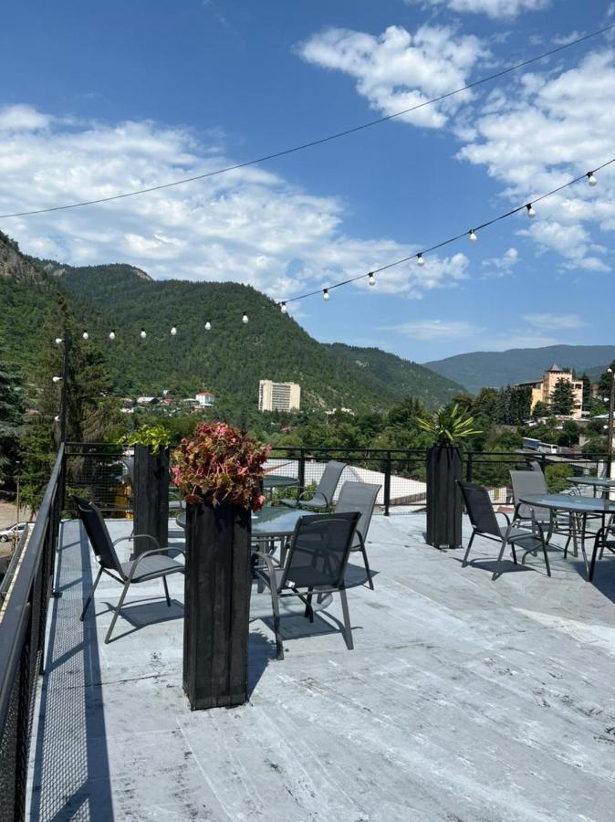 Central Hotel 3*