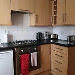 Coastal Escape Deal - 2 Bedroom House -Short Lets & Serviced Accommodation