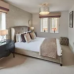 Host & Stay - Caedmons Prospect