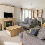 Daisy Lodge