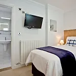 3 Goodrington Lodge, Paignton