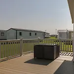 Daisy Lodge
