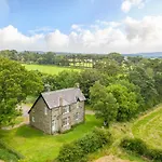 Westonby Lodge