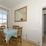 Glenbay -Charming 3-Bed Apartment In North Berwick