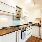 Pass The Keys - New Striking Seaside 2 Bed Flat Heart Of Brighton