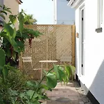 Thistledene