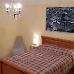 Padstow, Sleeps 5, You'Ll Be The Only Guests, Huge Rooms!