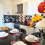 Delightful, 1 Bedroom Apartment Uplands, Swansea