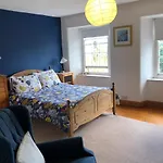 3 Bedroom 2 Bathrooms Apartment In Central Penzance