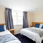 Queens Mansions: Hesketh Apartment