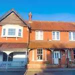 Aberdeen Lodge