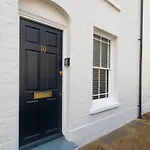 No 10