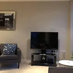 Modern City Centre Apartment