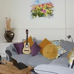 Coastal City Rooms - Centre