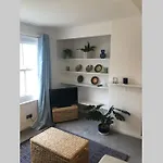 Recently Refurbished Old Town Apartment