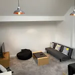 Stylish 1 Bedroom Apartment