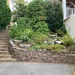 Sea View Newly Refurbished Flat