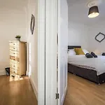 Ivydene - 3 Bedroom Holiday Home - Tenby