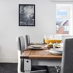 Staycation Apartments By Sasco