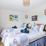 Pier Cottage