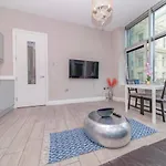 Modern 2Bedroom Flat Next To Brighton Beach Slp6