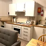 Seaford Lodge Apartments