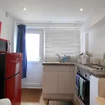 Pebbles Apartment By Air Premier