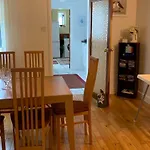 Sunbeam Cottage - 3 Bedroom Traditional Cottage - Straight Off The Beach