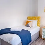 City Centre, Parking, Smart Tv'S In All Rooms