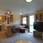 Maplelake 155 At Southview Leisure Park