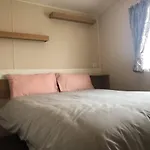 Poplar Deluxe Holiday Home