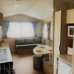 Poplar Deluxe Holiday Home