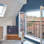 Host & Stay - Guillemot House