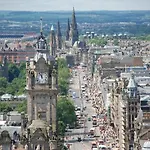 Guestready - Apt With View Of Calton Hill