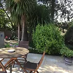 Fring House Apartment
