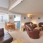 Host & Stay - Sunset View
