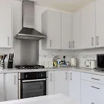Avalon - Walking Distance To Poole Quay And Town