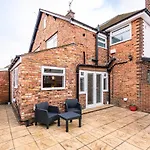 Smiley Filey 3 Bedrooms Sleeps 6 To 8