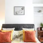 Hywel'S Place