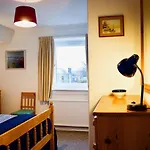 Welcoming And Homely 2 Bed In Central Location