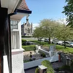 South View Holiday Apartments