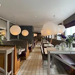 The Craigie Hotel