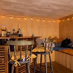 Pass The Keys 2Bed W Garden Bar 10Min Walk To Central Southsea