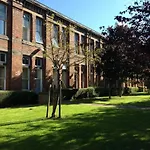 Gorgeous Abbeyhill Apartment