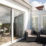 Cosy Holiday Home In Woolacombe Near Sea