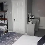 Brampton Guest House