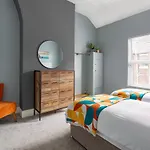 Watford House - Air Host & Stay - 3 Bedroom Period House