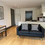 Liverpool City Princes Dock Apartment