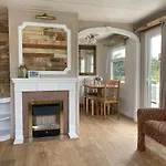 Rustic Retreat On Southview Skegness