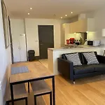 Liverpool City Princes Dock Apartment